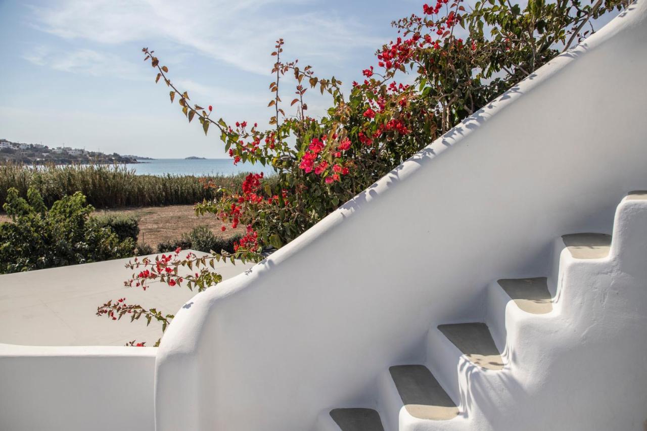 Aqua Breeze Villas On The Beach Pláka 외부 사진