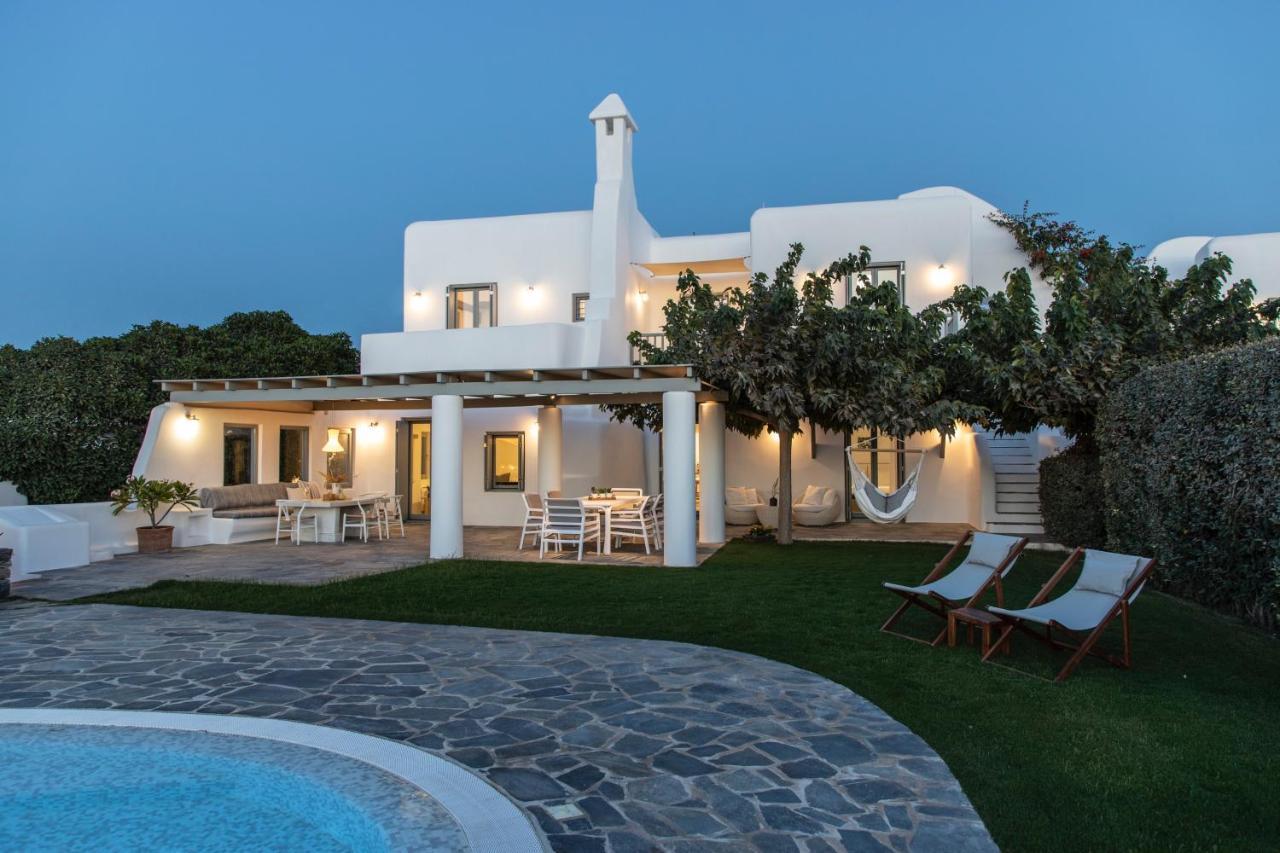 Aqua Breeze Villas On The Beach Pláka 외부 사진