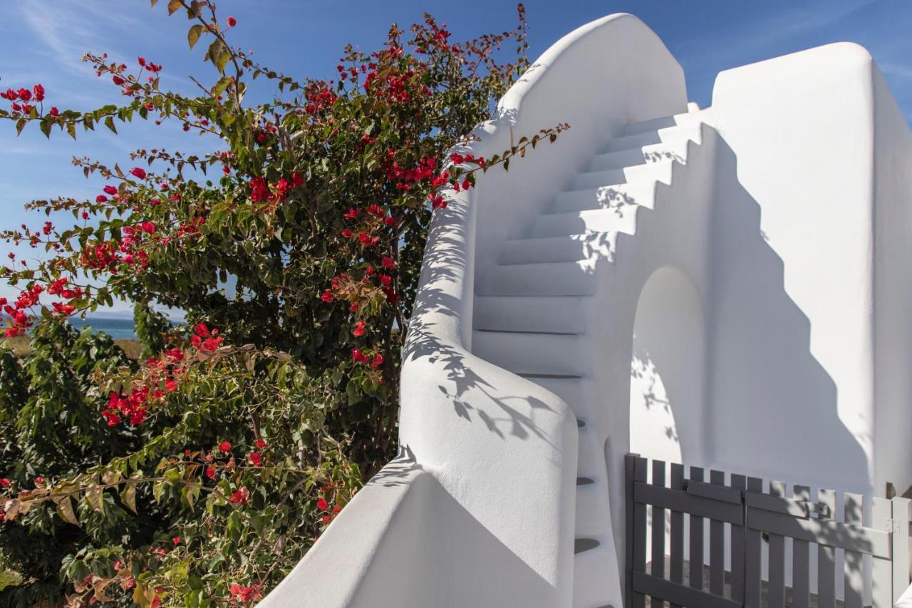 Aqua Breeze Villas On The Beach Pláka 외부 사진