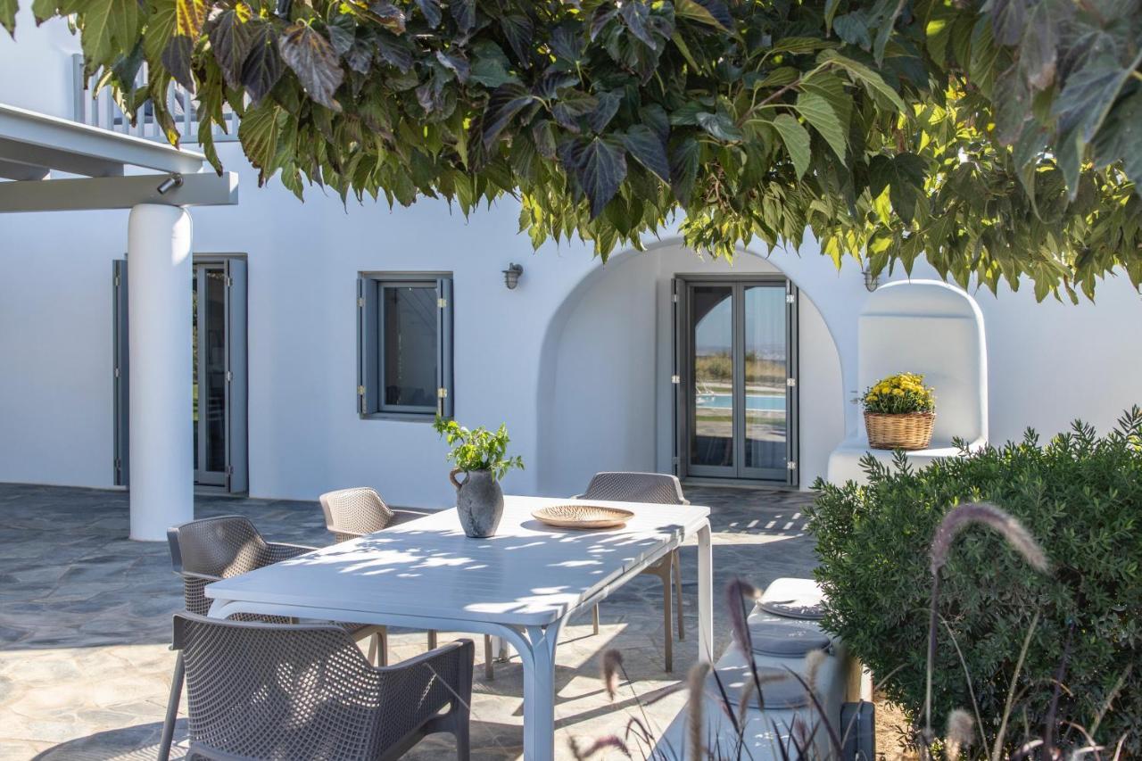 Aqua Breeze Villas On The Beach Pláka 외부 사진