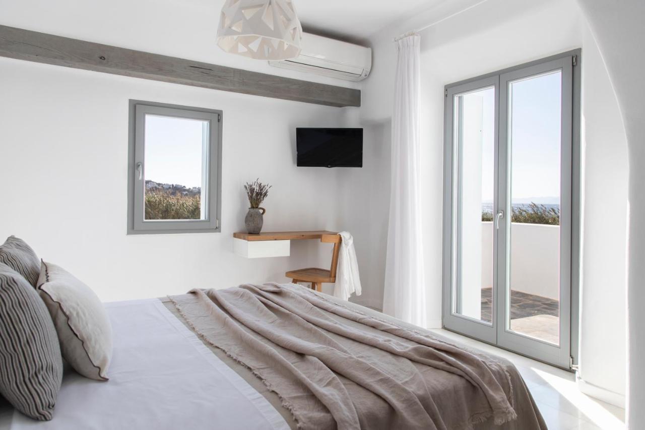 Aqua Breeze Villas On The Beach Pláka 외부 사진